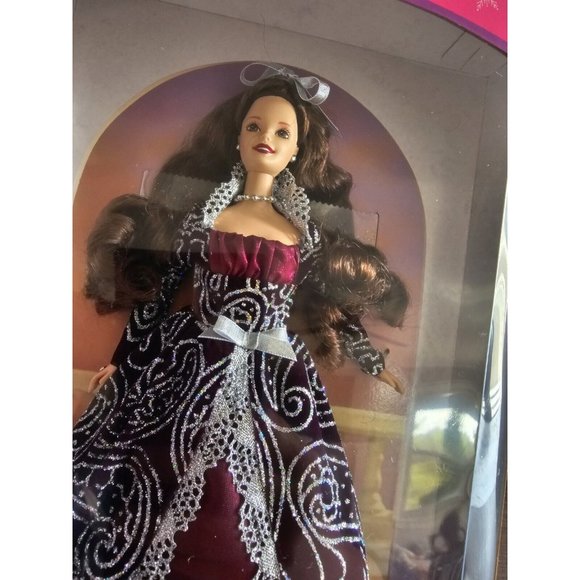 Vintage Winter Fantasy Special Edition Brunette Barbie Doll 1996 Mattel #17666 - Picture 2 of 8